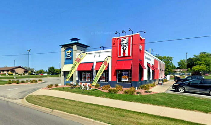 Long John Silvers - Big Rapids- 310 Perry Avenue (newer photo)